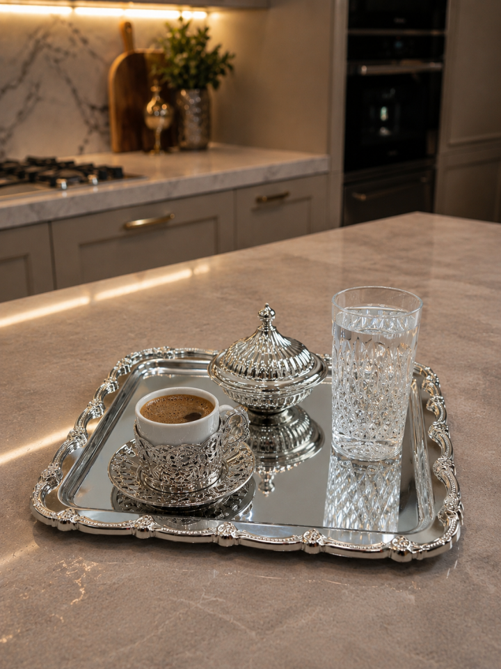 Paslanmaz çelik kare gümüş çerçeveli luks servis ve sunum tepsisi 22*22 tekli